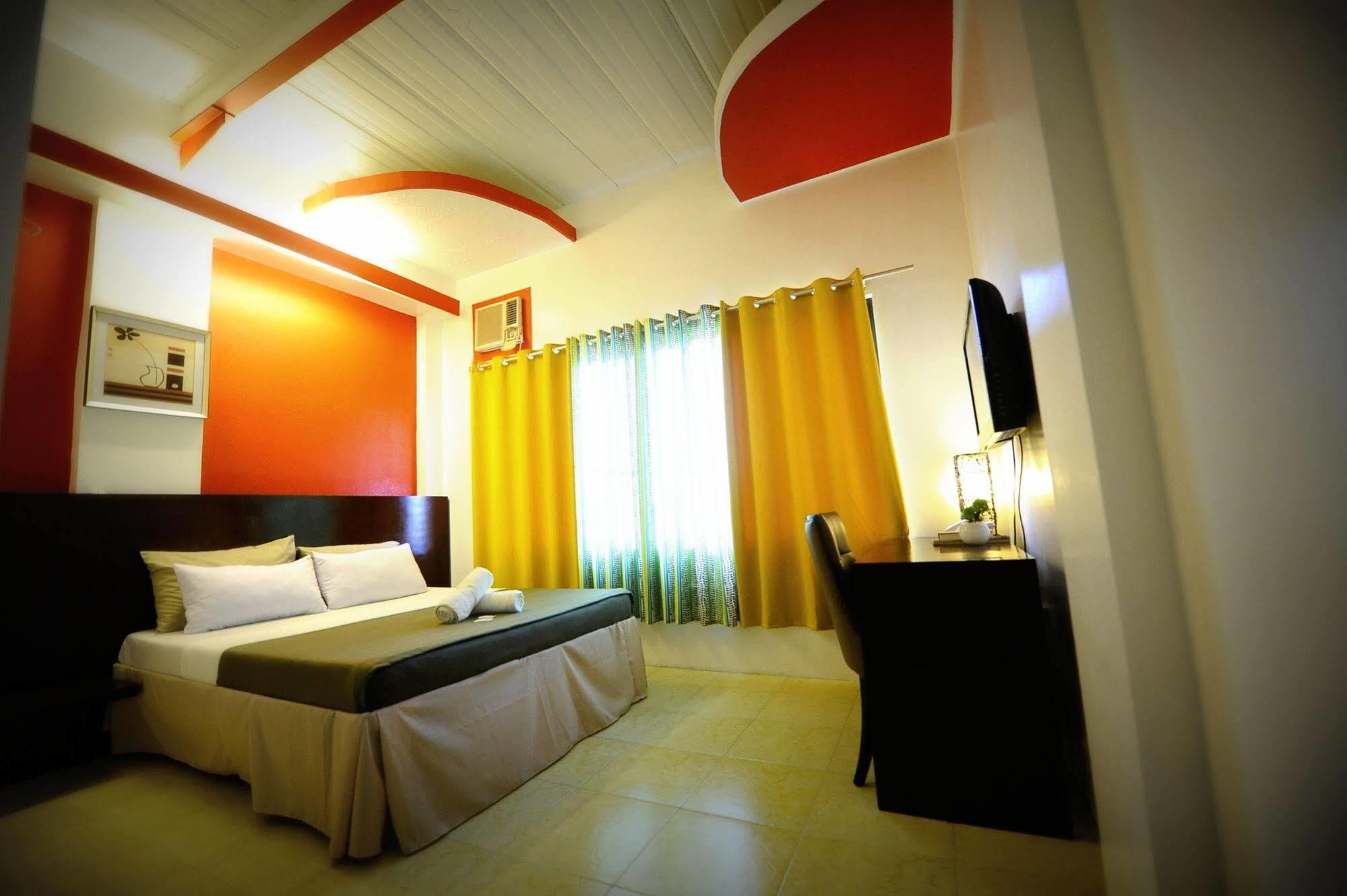 First Pacific Inn Davao City Exterior foto